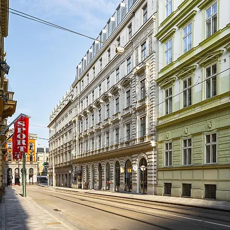Luxury Apartment In The Center Prague Exterior photo
